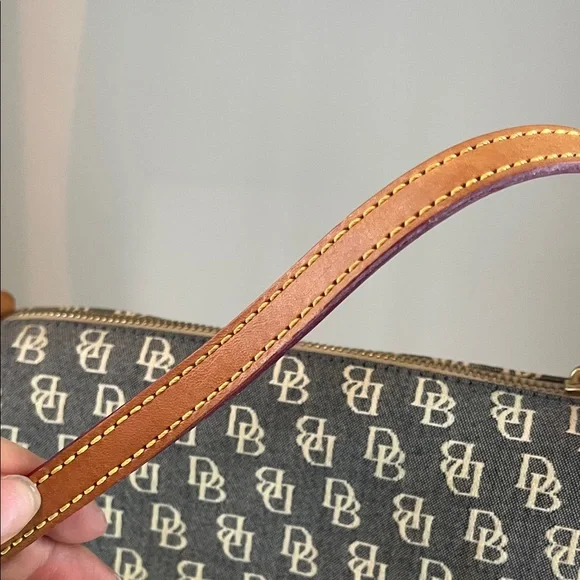 Dooney & Bourke Gray and Tan Monogram Bag - Picture 3 of 9